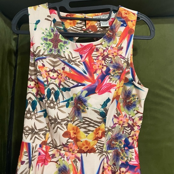 Colorful Dress! - Picture 3 of 10